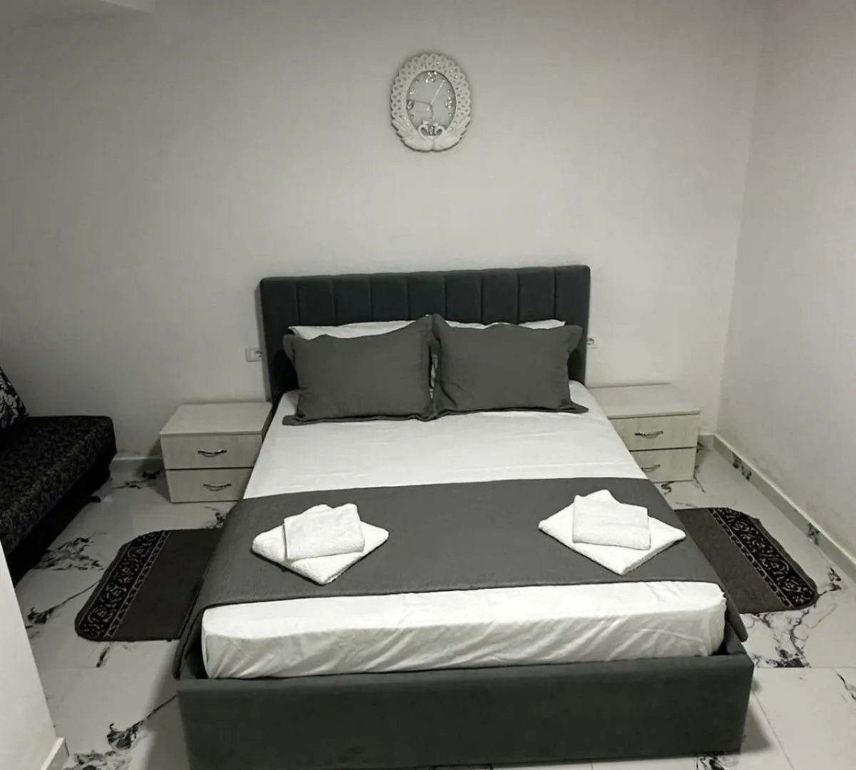 4 Stinet Apartment Pogradec